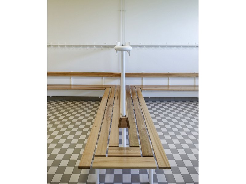 Sportgarderobe Roggwil 05